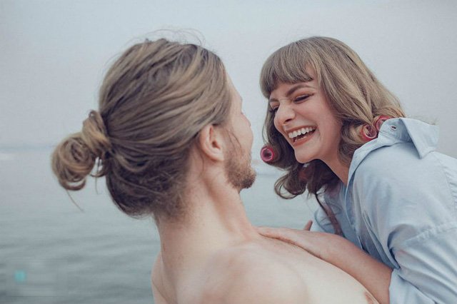 Bộ ảnh tình yêu đầy lãng mạn của cặp đôi nước ngoài chụp tại Hà Nội