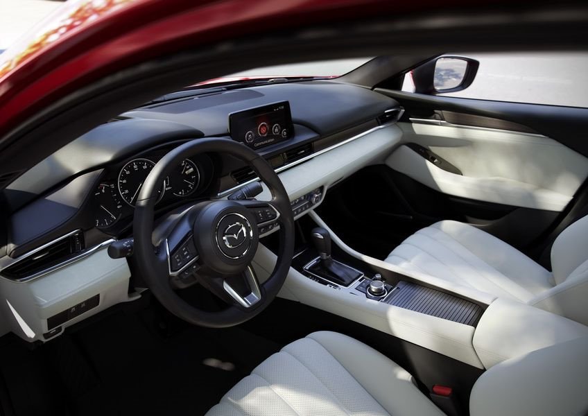 Mazda6 2018 giá từ 22.000 USD tại Mỹ