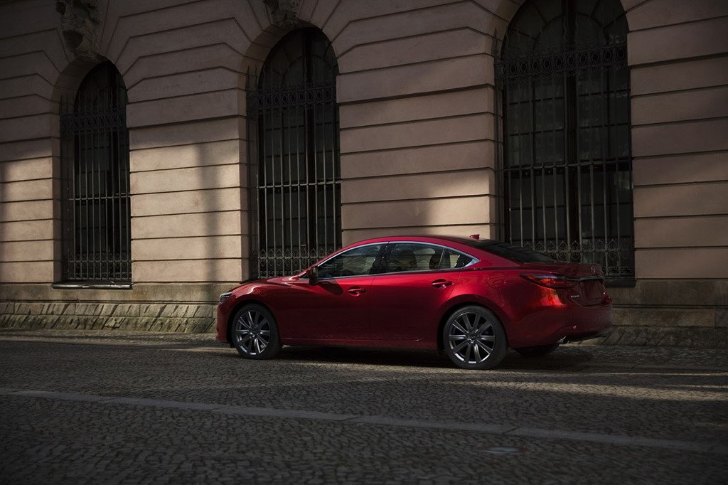 Mazda6 2018 giá từ 22.000 USD tại Mỹ