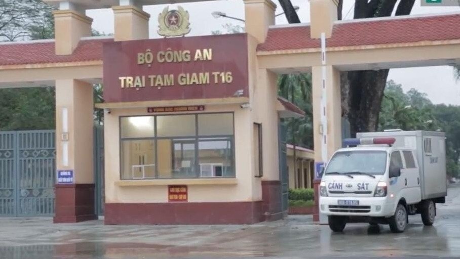 dinh-la-thang-duoc-dan-giai-tu-trai-tam-giam-den-toa