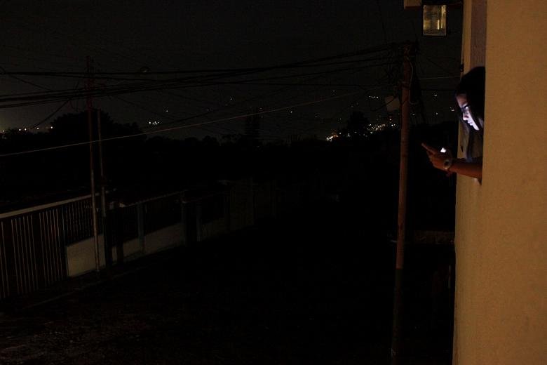 venezuela-trong-bong-toi