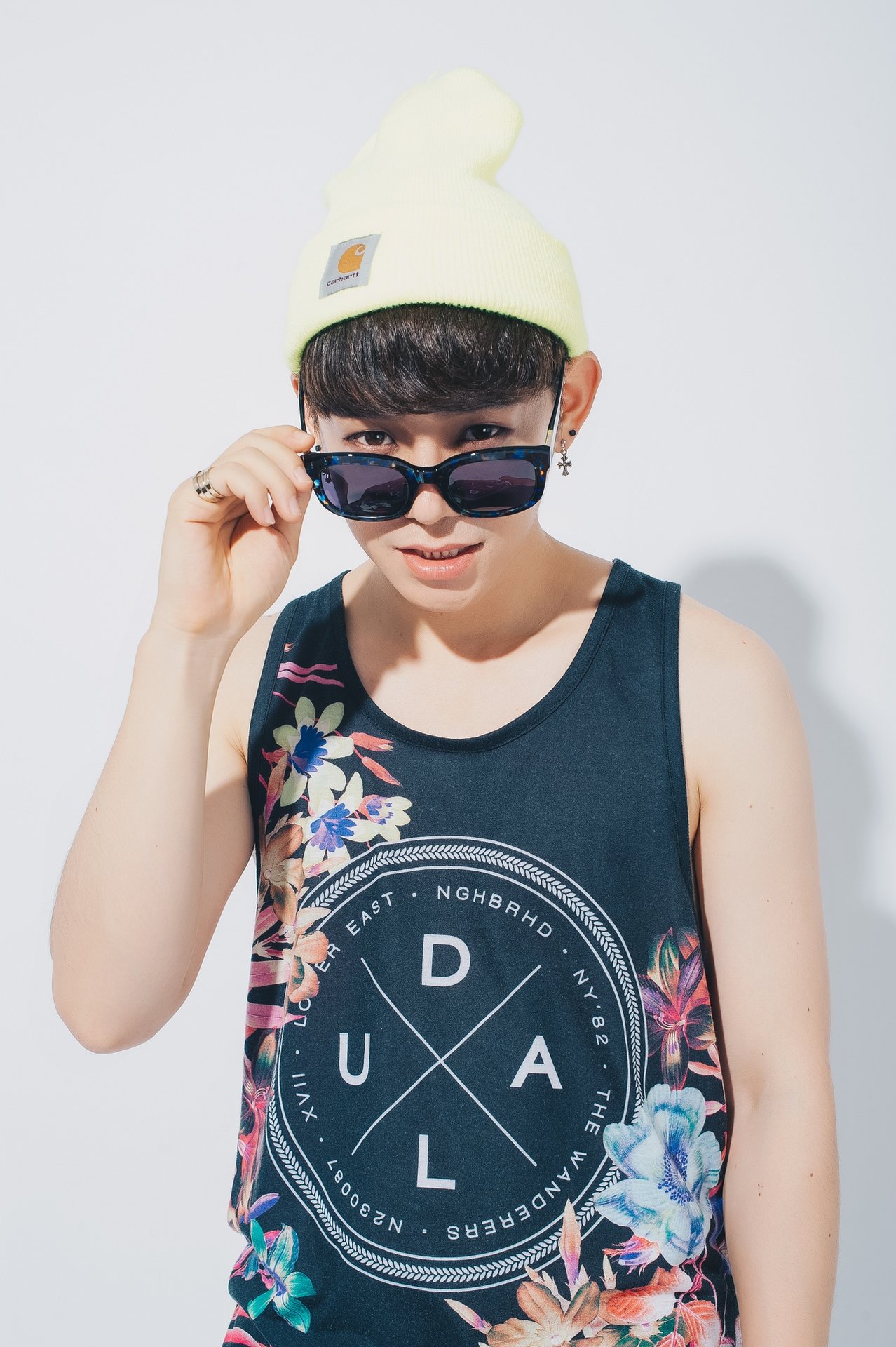 ca-si-han-quoc-jis-song-jooyoung-he-lo-li-do-bat-ngo-khi-chon-doi-hlv-le-minh-son