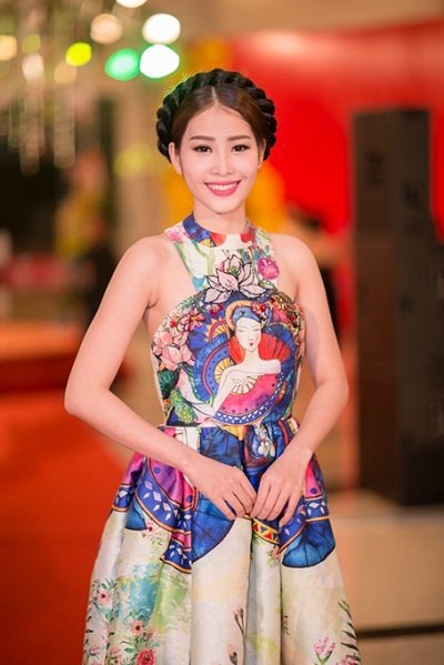 nam em la ai va tieu su hoa hau nguyen thi le nam em (10)