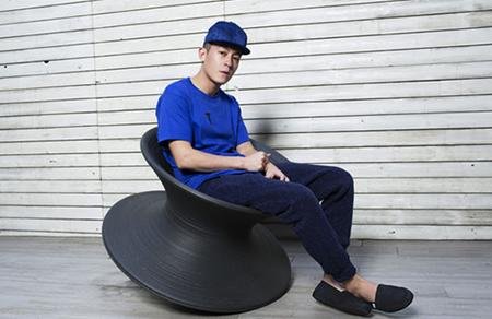 tran-quan-hy-la-ai-va-tran-quan-hy-voi-nhung-lum-xum-be-boi-tinh-duc