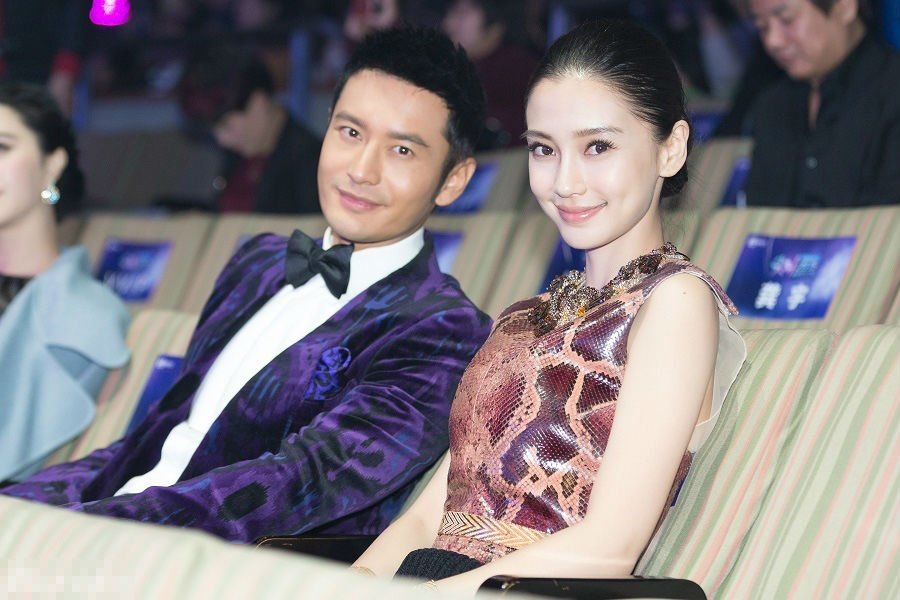 angela-baby-la-ai-va-angela-baby-tung-la-vu-cong-sexy-trong-show-cua-chau-kiet-luan