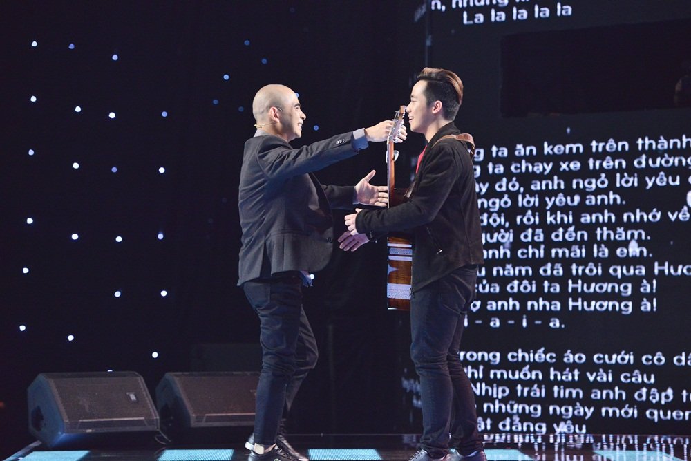 chu-nhan-ca-khuc-huong-a-neu-khong-co-sing-my-song-khuong-dinh-se-di-thi-the-voice