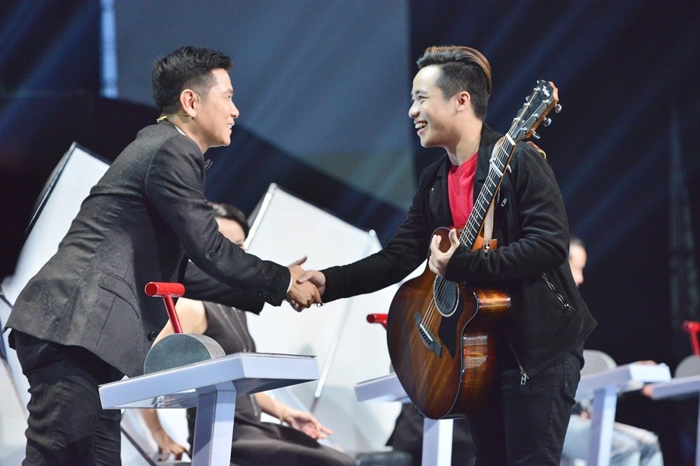 chu-nhan-ca-khuc-huong-a-neu-khong-co-sing-my-song-khuong-dinh-se-di-thi-the-voice