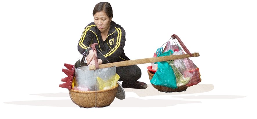 Những gánh hàng rong 'ngoan cố' trên vỉa hè đô thị