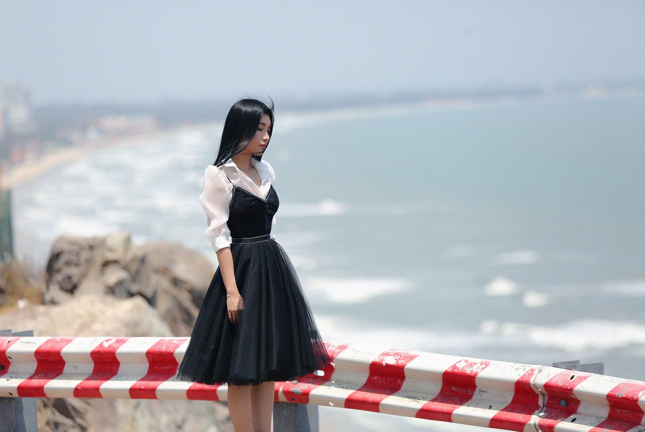 tieu-chau-nhu-quynh-he-lo-moi-tinh-tay-ba-giua-tam-bao-gay-soc-voi-hinh-anh-tao-bao