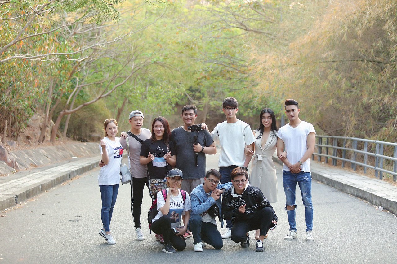 tieu-chau-nhu-quynh-he-lo-moi-tinh-tay-ba-giua-tam-bao-gay-soc-voi-hinh-anh-tao-bao