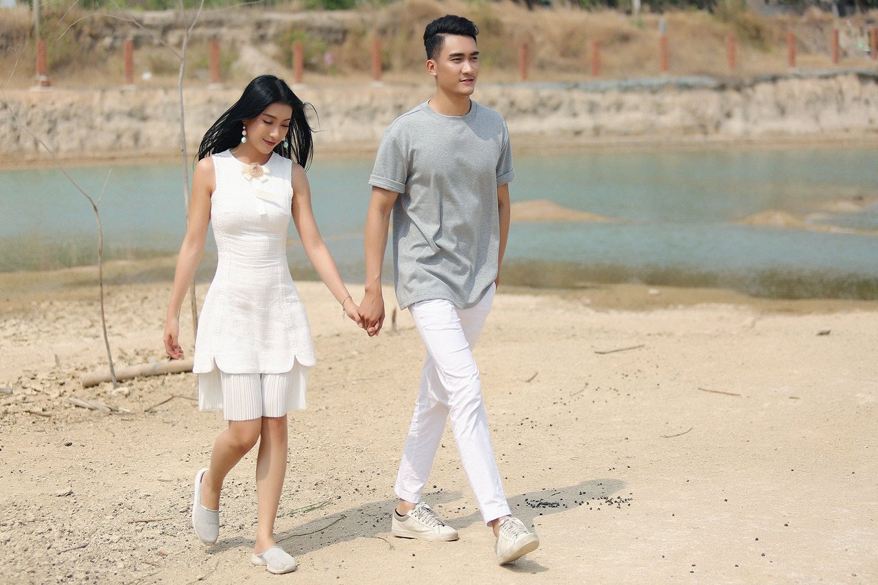 tieu-chau-nhu-quynh-he-lo-moi-tinh-tay-ba-giua-tam-bao-gay-soc-voi-hinh-anh-tao-bao