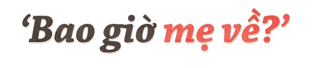 Những gánh hàng rong 'ngoan cố' trên vỉa hè đô thị