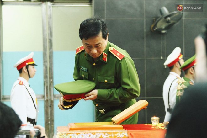 Kể về những người hùng cứu nạn giữa lằn ranh sinh tử: chạy vào chỗ chết để giành lấy sự sống cho người khác!