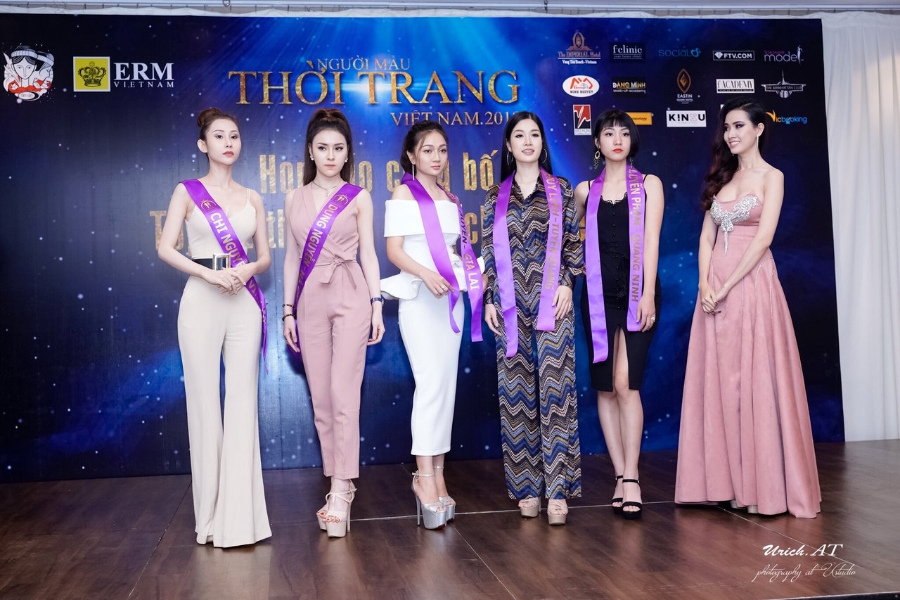 chi-nguyen-hang-nie-hai-guong-mat-sang-gia-tai-nguoi-mau-thoi-trang-2018