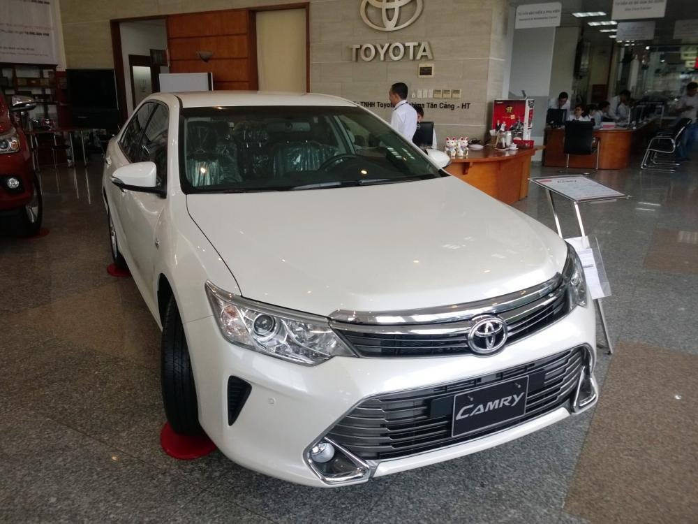 gia-xe-oto-hom-nay-263-toyota-bat-ngo-tung-ra-hang-loat-dong-xe-hang-sang