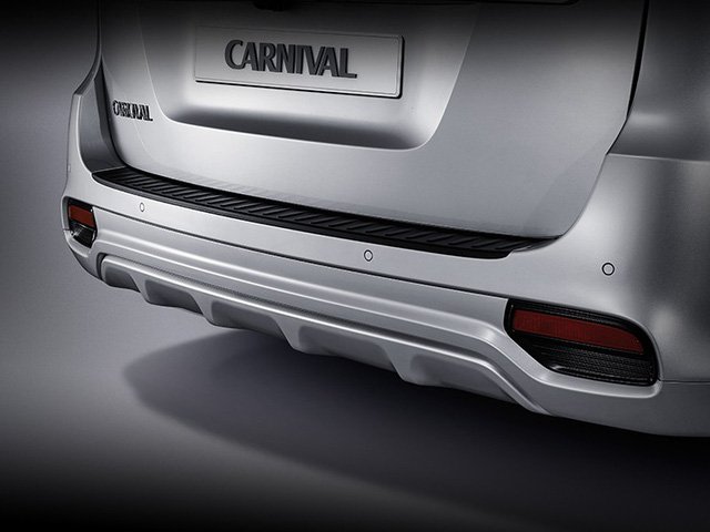Kia giới thiệu Carnival phiên bản nâng cấp