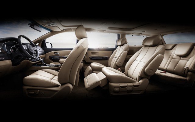 Kia giới thiệu Carnival phiên bản nâng cấp