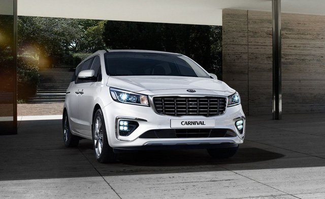Kia giới thiệu Carnival phiên bản nâng cấp