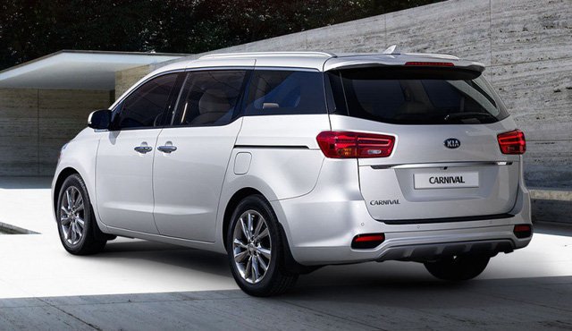 Kia giới thiệu Carnival phiên bản nâng cấp