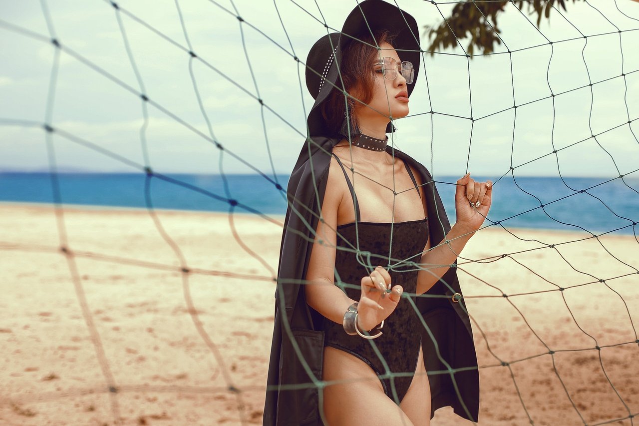 phuong-trinh-jolie-trong-showbiz-neu-ban-dung-mot-minh-ban-se-chet
