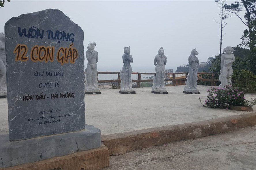 hon-dau-la-gi-va-tai-sao-lai-xuat-hien-tuong-12-con-giap-khoa-than-o-hon-dau