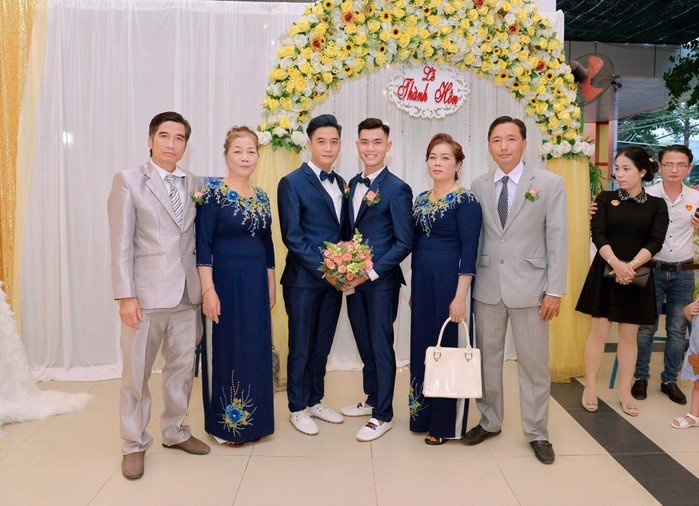 nhung-dam-cuoi-dep-nhu-mo-cua-cac-cap-doi-dong-tinh-gay-sot-thoi-gian-gan-day