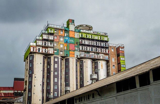 nha-tai-che-bang-container