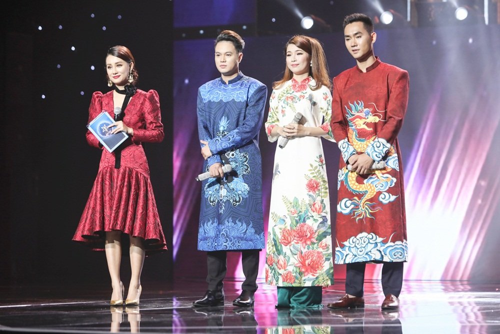yuuki-anh-bui-cung-dong-doi-dien-ao-dai-den-giao-thong-chinh-phuc-ca-khuc-kho-nhat-vong-thach-dau