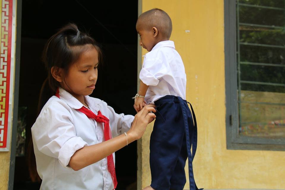Gặp lại cậu học trò tý hon Đinh Văn K'Rể