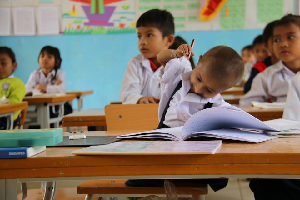 Gặp lại cậu học trò tý hon Đinh Văn K'Rể