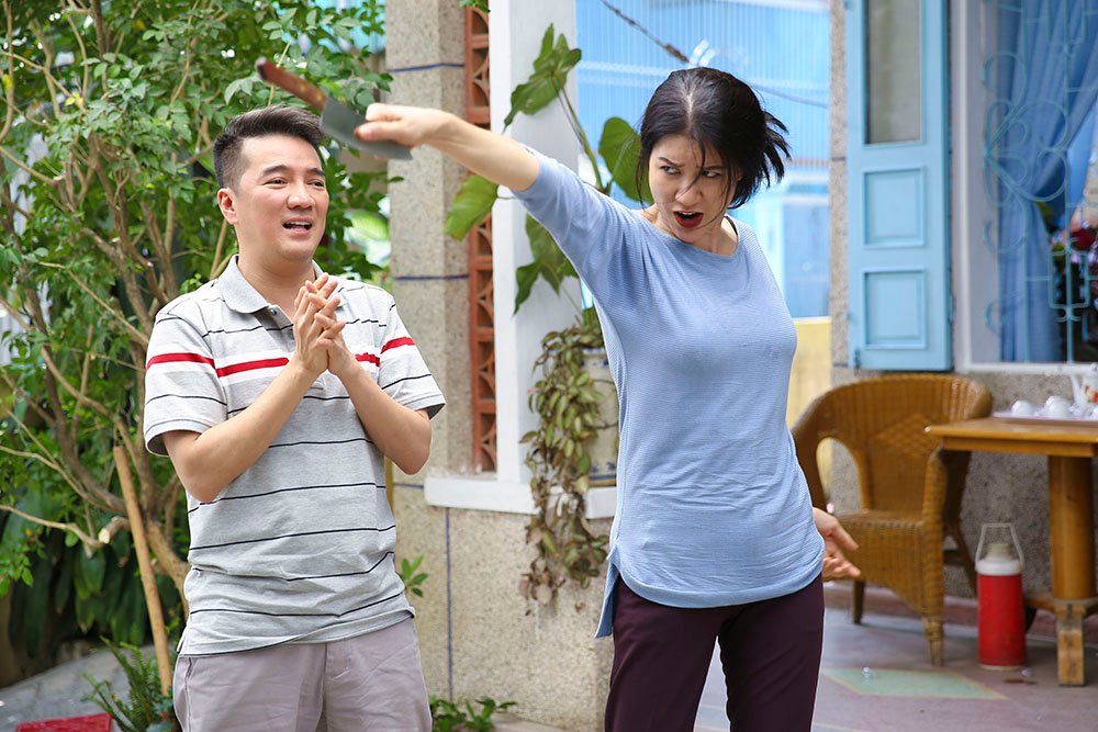trang-tran-hoan-dam-cuoi-de-tham-gia-yeu-em-bat-chap-thich-thu-khi-duoc-bat-nat-mr-dam-hoai-lam