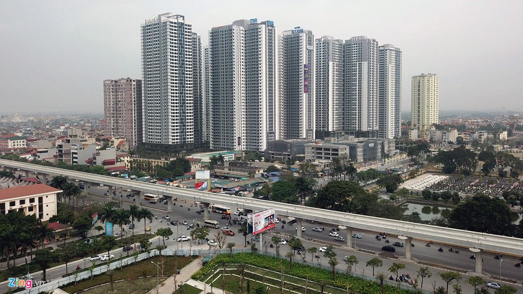 Cảnh quan mới lạ hai bên tuyến metro đầu tiên của Hà Nội