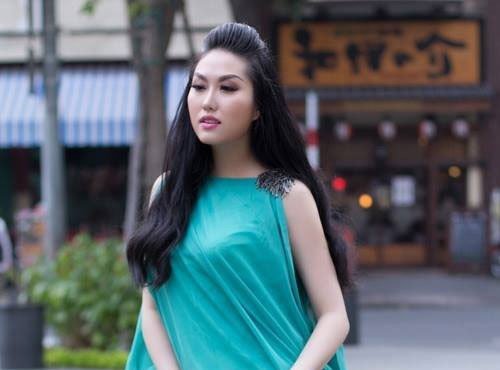 phi-thanh-van-la-ai-va-tai-sao-kem-va-sua-trang-da-cua-phi-thanh-van-bi-dinh-chi-luu-hanh
