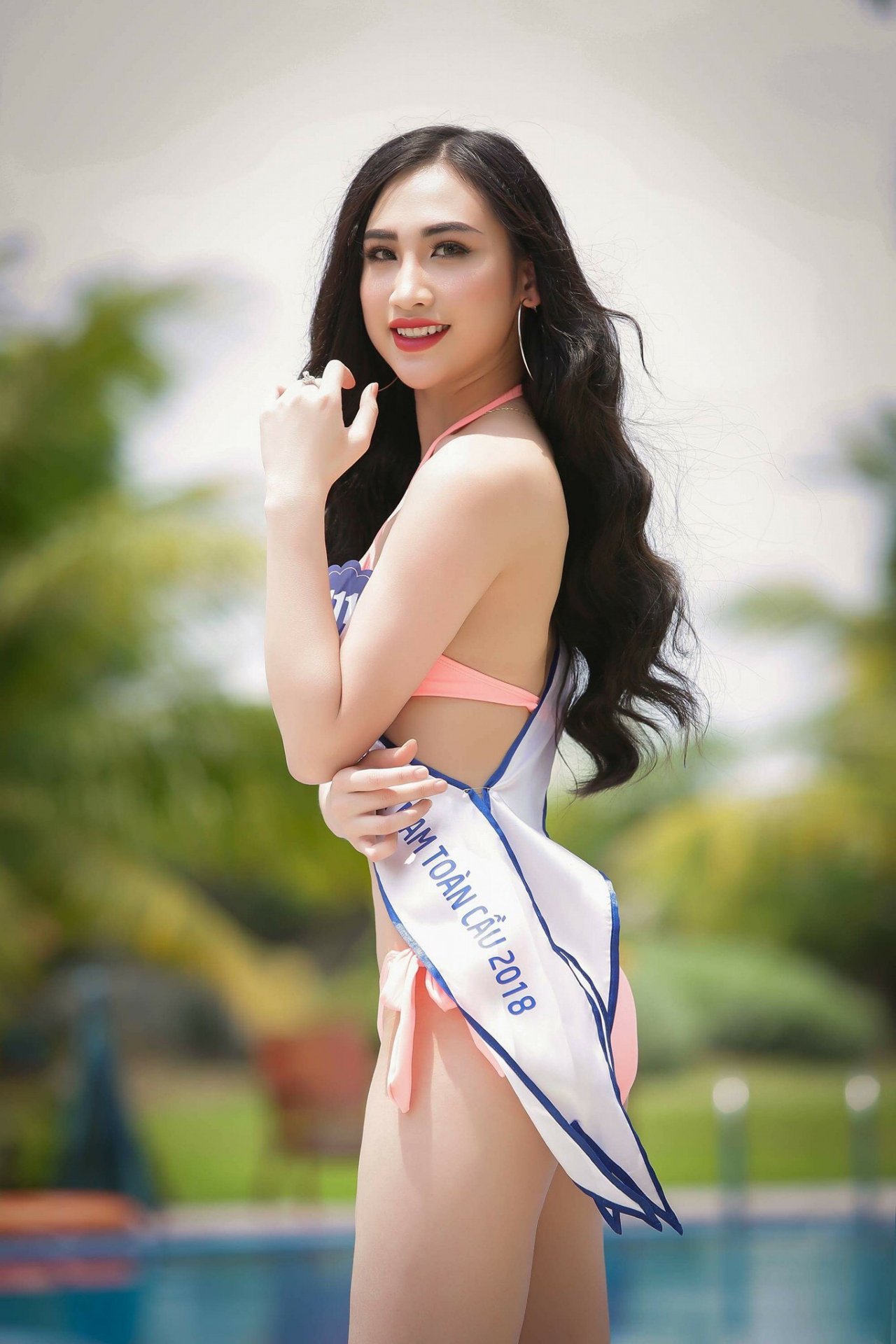 khoe-dang-goi-cam-trong-trang-phuc-bikini-ung-vien-hoa-hau-bien-viet-nam-toan-cau-tro-thanh-tam-diem