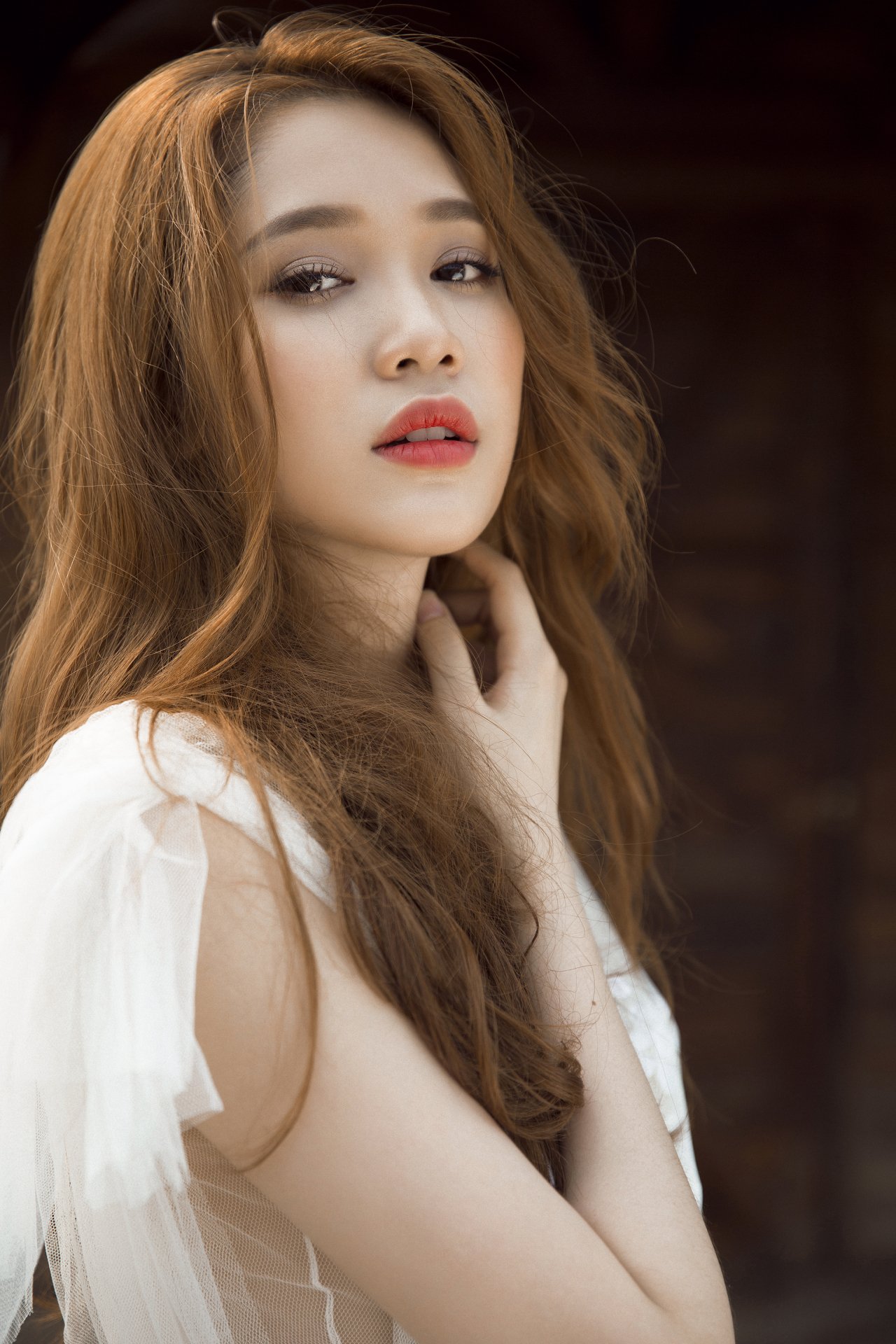 can-canh-ve-nu-than-cua-ban-sao-ngoc-trinh-khien-ong-bau-khac-tiep-khong-ngai-phat-ngon-soc