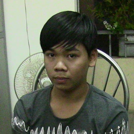 Thanh niên dùng clip