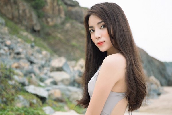 hoa-hau-bi-to-la-nguoi-thu-3-xen-vao-moi-quan-he-cua-tinh-cu-angela-phuong-trinh-la-ai