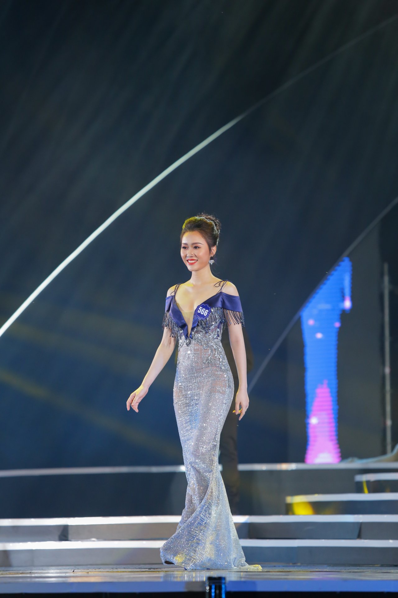 khong-nghi-ngo-gi-nua-hoa-hau-bien-viet-nam-toan-cau-chinh-la-qua-bom-mo-man-2018-cua-nhan-sac-viet