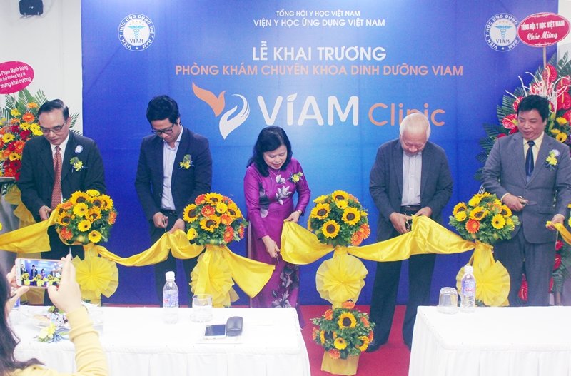 Tưng bừng khai trương Phòng khám chuyên khoa dinh dưỡng VIAM Clinic