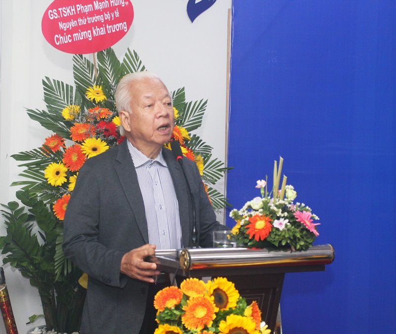 Tưng bừng khai trương Phòng khám chuyên khoa dinh dưỡng VIAM Clinic