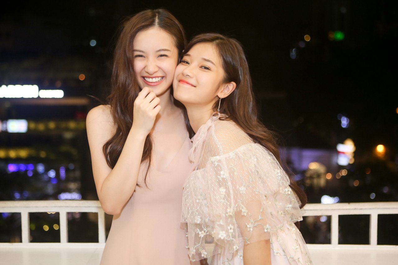 hoang-yen-chibi-va-jun-vu-than-thiet-the-nay-hoi-sao-fan-cu-nhiet-tinh-ghep-doi