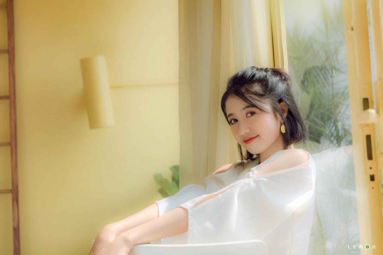 nu-hoang-chui-the-trinh-thao