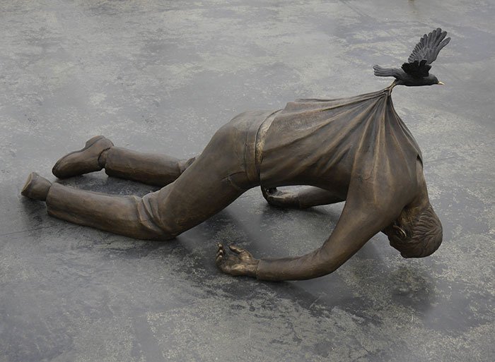 nhung-buc-tuong-nghe-thuat-ky-quai-khien-ban-khong-tin-vao-mat-minh