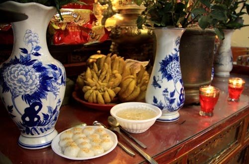 van-khan-ngay-tet-han-thuc-nam-mau-tuat-2018