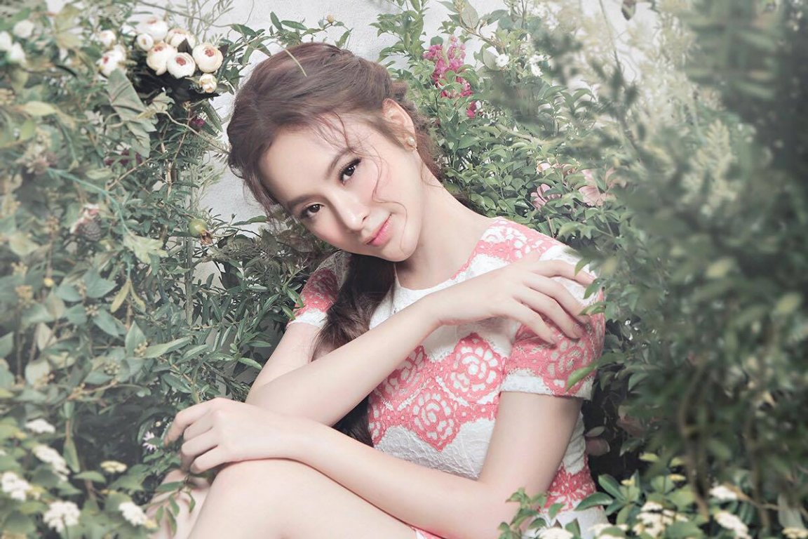 angela-phuong-trinh-la-ai-va-nhung-scandal-bien-angela-phuong-trinh-thanh-gai-hu