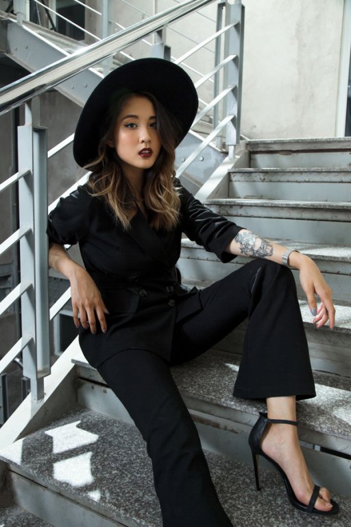 sau-su-co-bi-che-mo-vong-1-tren-song-truyen-hinh-pham-huong-lot-xac-do-ve-ca-tinh-voi-phi-phuong-anh