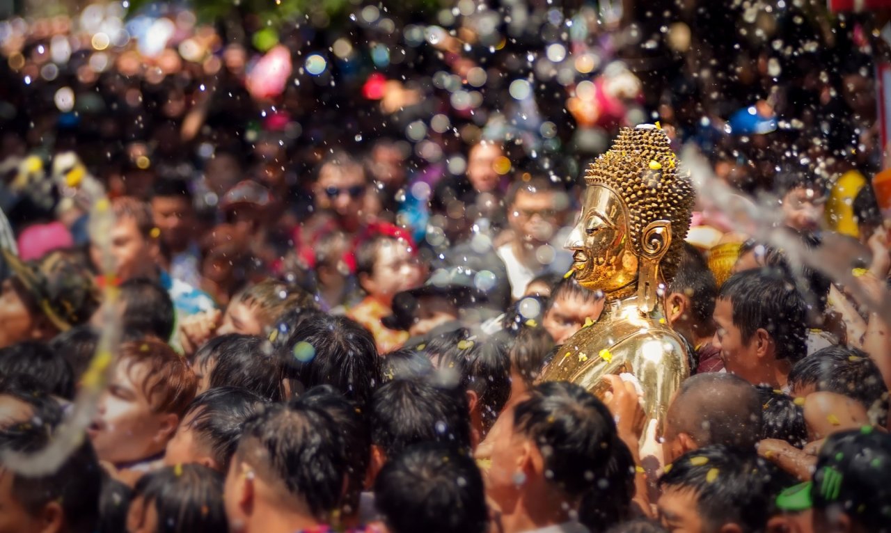songkran-la-gi-va-nhung-con-so-dau-long-moi-mua-le-hoi-te-nuoc-qua-di