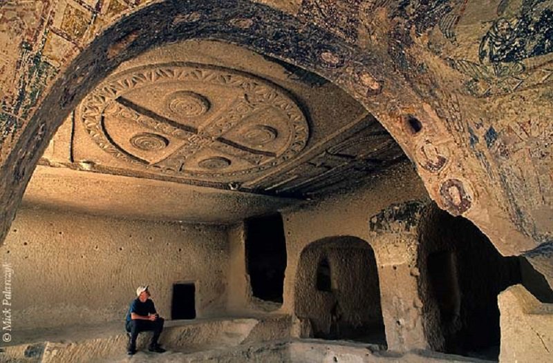 cappadocia-thanh-dia-trong-hang-da