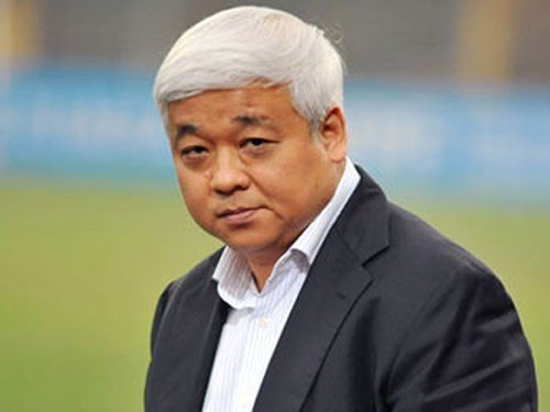dang-thi-hanh-an-bau-kien-van-the-hien-quyen-luc