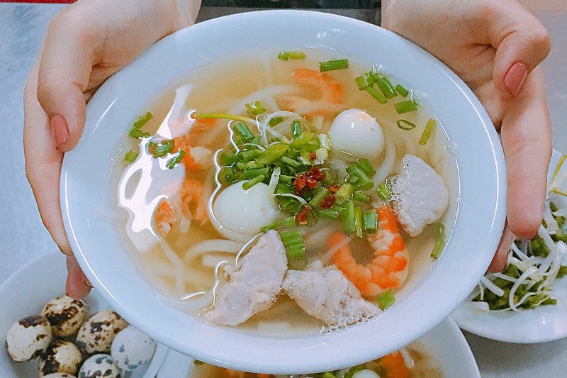 ve-thua-thien-hue-nen-an-gi